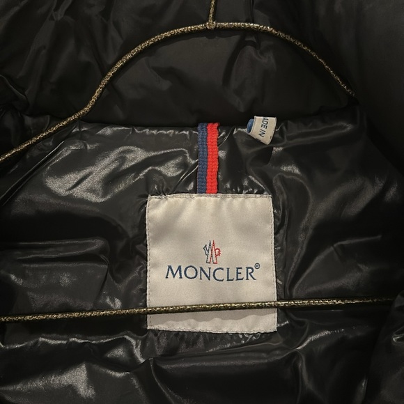 Moncler down jacket - Picture 7 of 14